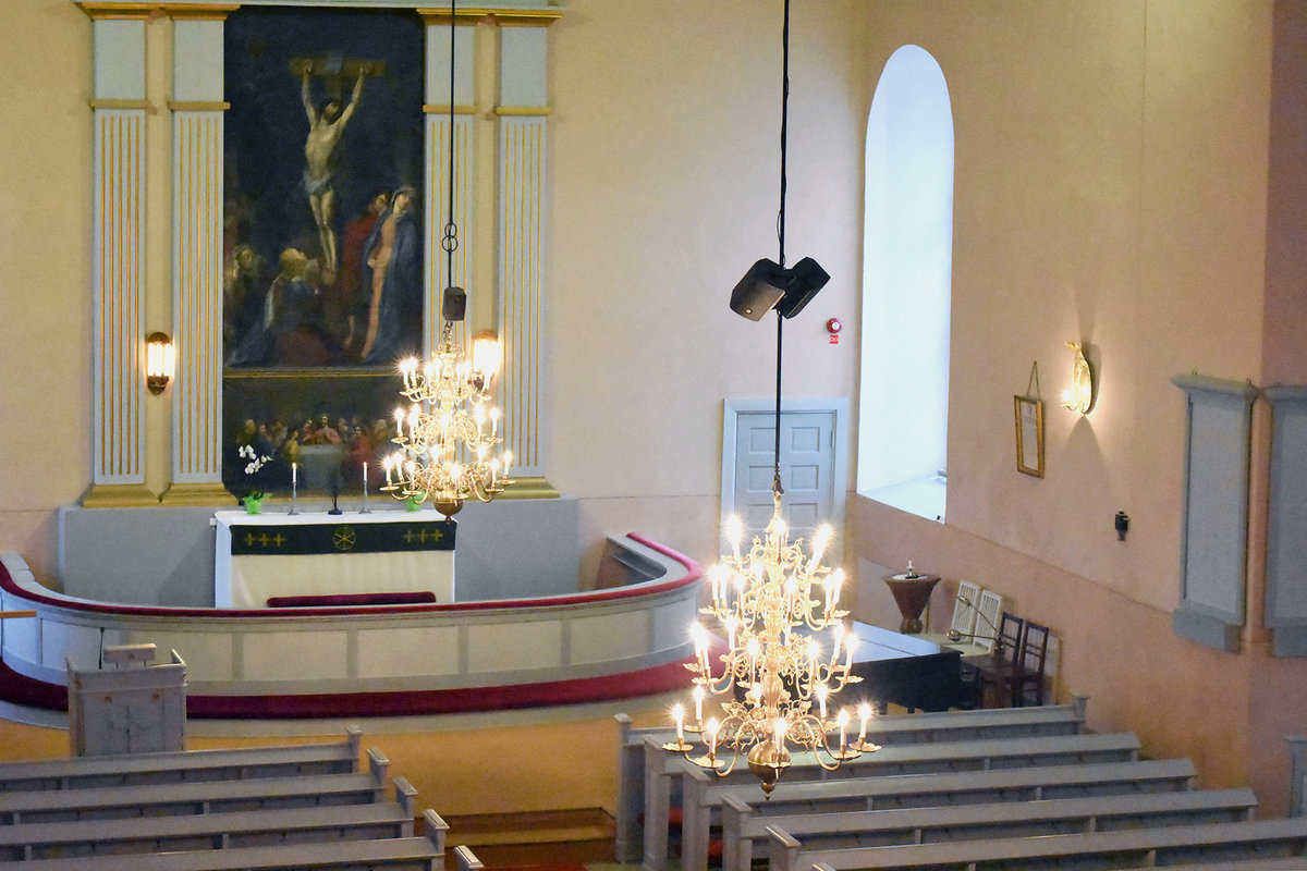 Avaa kuva isommaksi Vähänkyrön kirkon kirkkosali